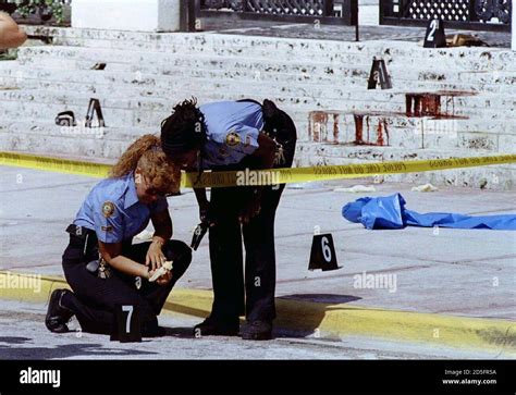 versace murder photos|Gianni Versace Murder: PHOTOS From the Crime Scene.